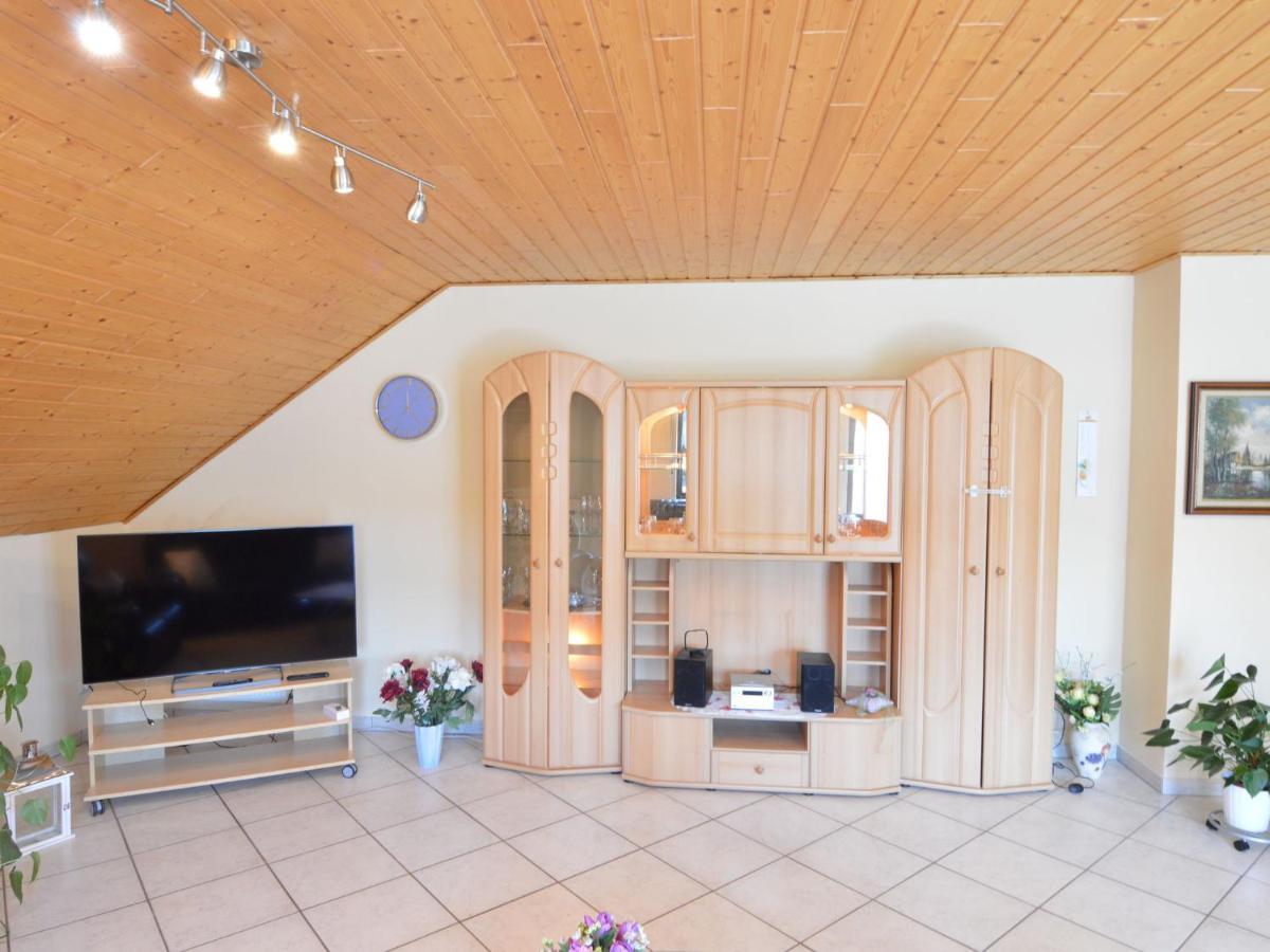 Sun Kissed Apartment In Lirstal With Garden Buitenkant foto