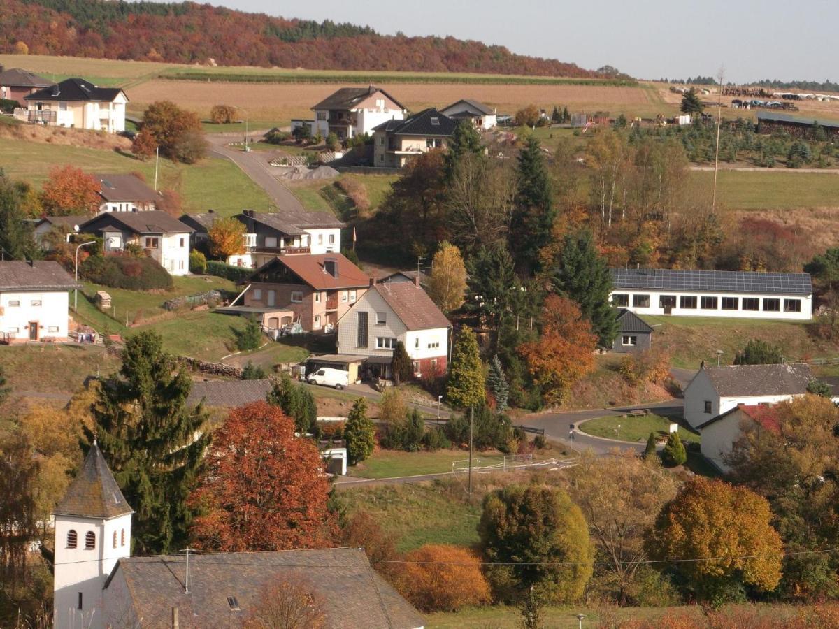 Sun Kissed Apartment In Lirstal With Garden Buitenkant foto