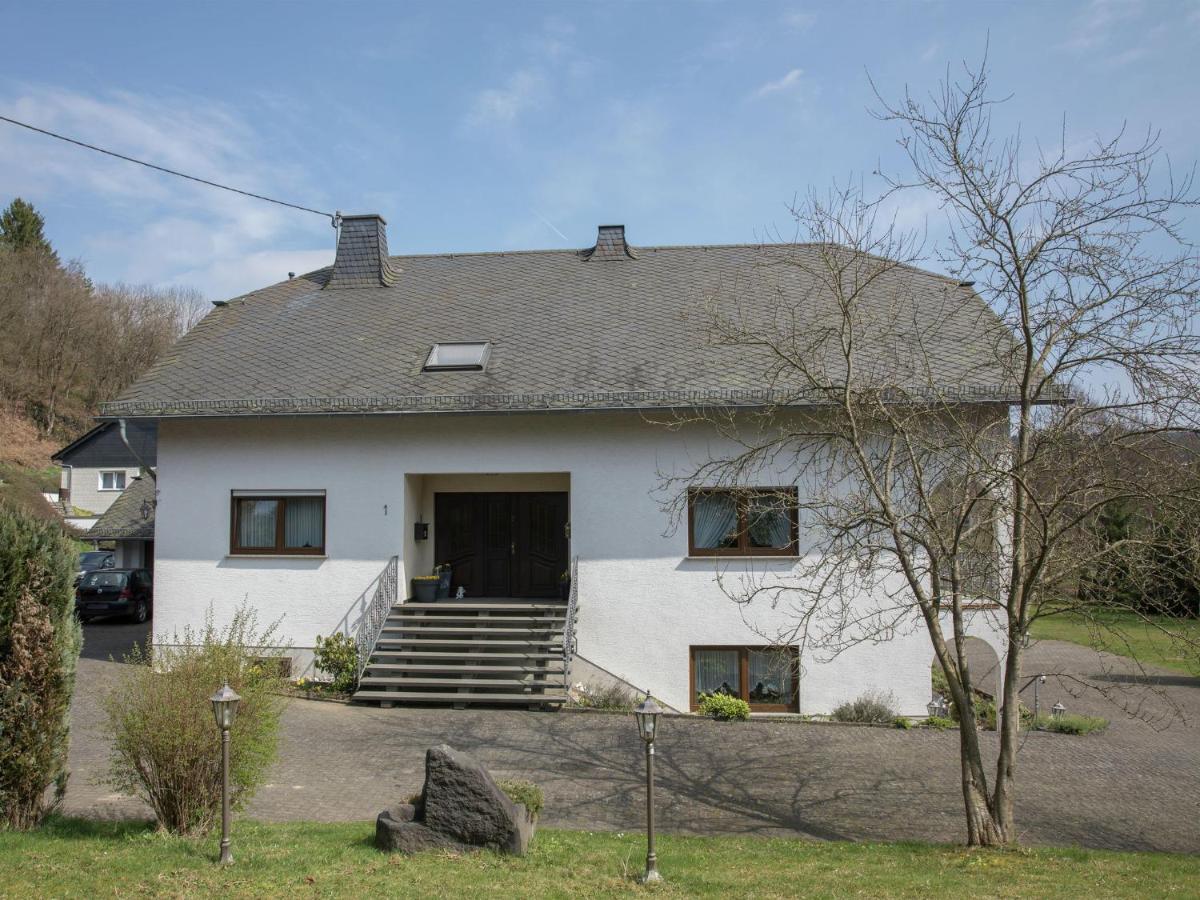 Sun Kissed Apartment In Lirstal With Garden Buitenkant foto