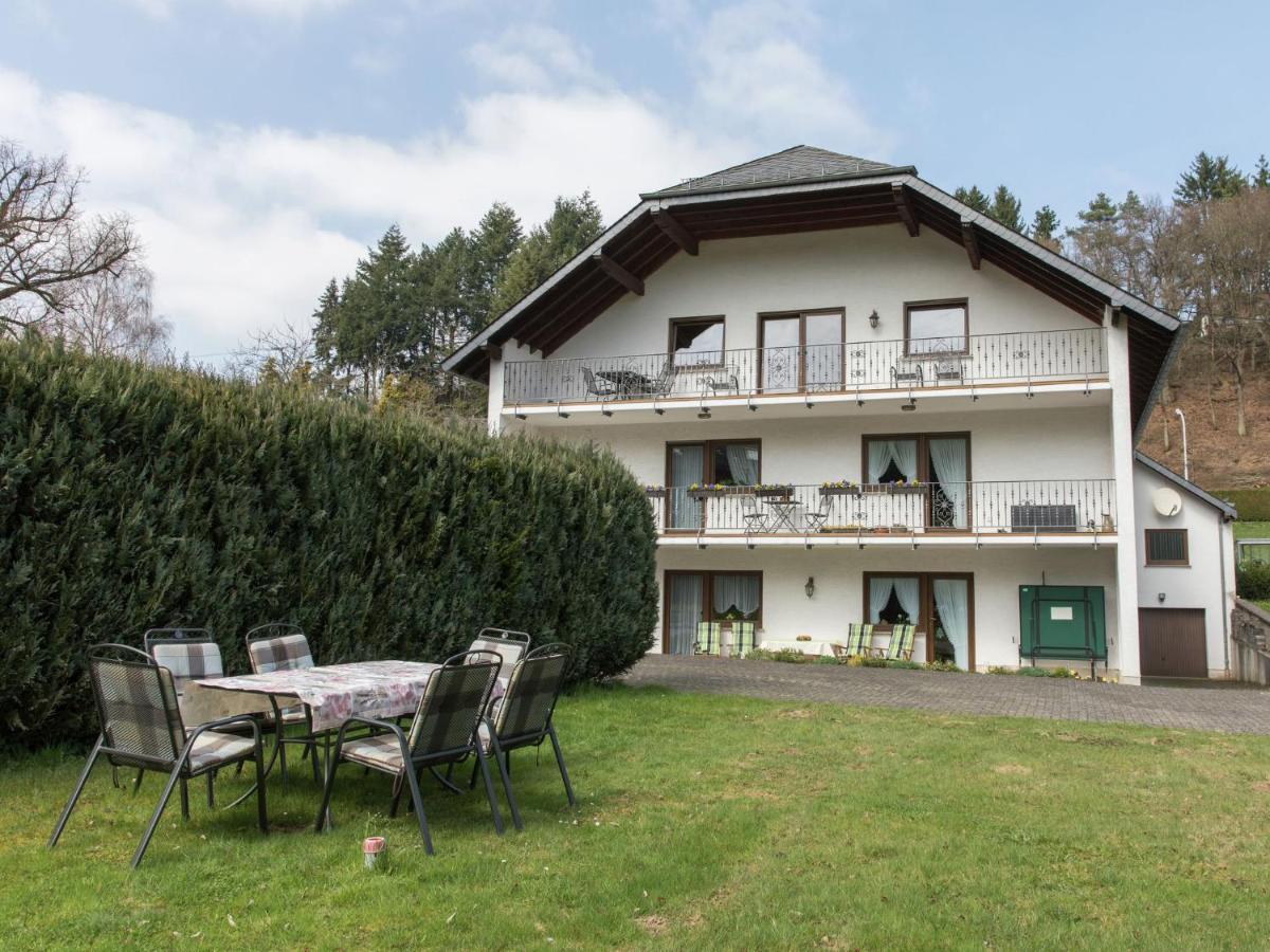 Sun Kissed Apartment In Lirstal With Garden Buitenkant foto