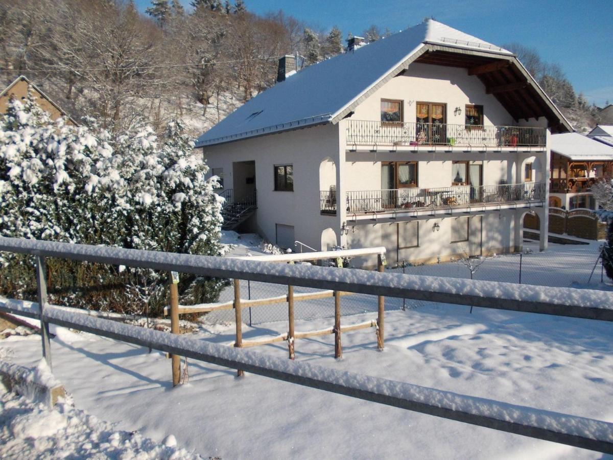 Sun Kissed Apartment In Lirstal With Garden Buitenkant foto